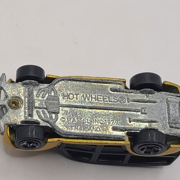 LOOSE 2005 HOT WHEELS 1:64 PIN HEDZ GOLD BLACK '40s WOODIE from multipack - Picture 5 of 5